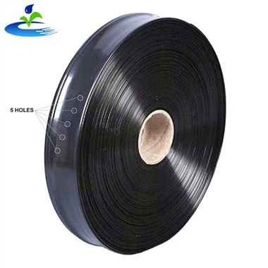 Irrigazione con tubo pioggia nero